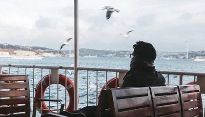 中企刚派2000人赴欧建厂，欧盟直呼失望，外交部态度明确