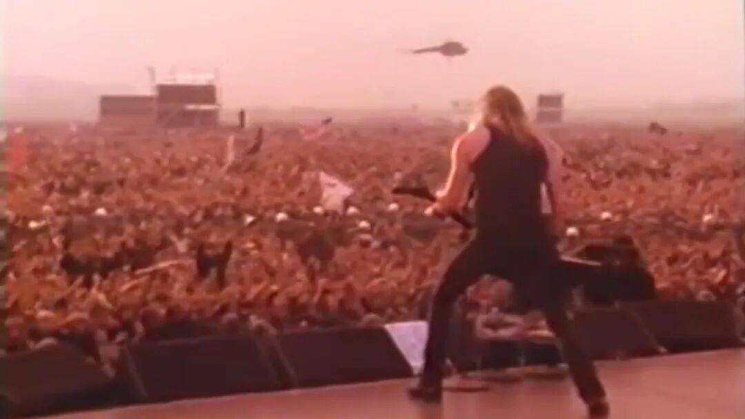 阅兵:武斗赢了,文攻输了?