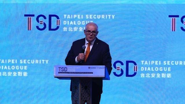 真像个小丑!过气澳大利亚前总理窜台,口嗨台军72小时击败解放军