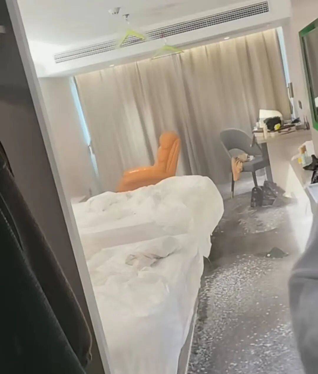 游客被酒店索赔16万元,因入住后一个动作