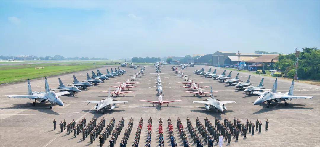 阵风再败,印尼一口气下单42架歼10,印媒急了:自己就是前车之鉴