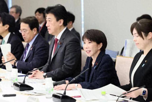 日本触碰中国红线后，3支代表团请求访华，中方连出4招强硬回击